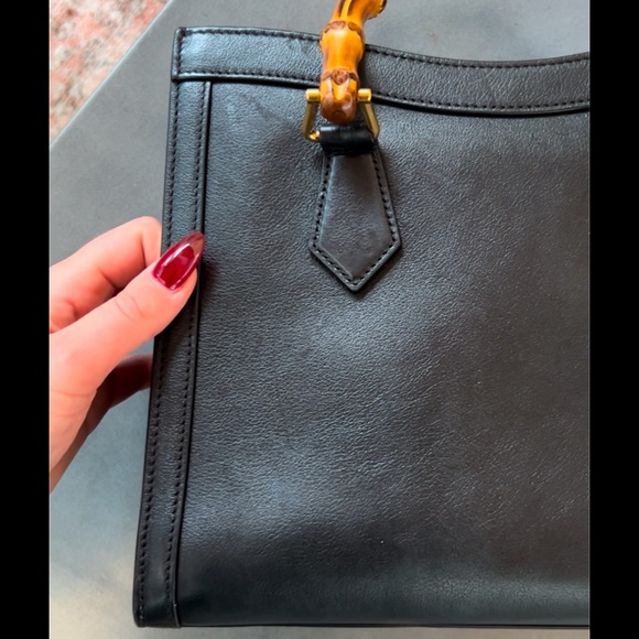GUCCI DIANA SMALL TOTE BAG - Picture 8 of 14